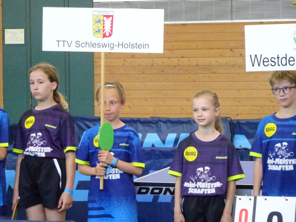 Bundesfinale der Minis: kalte Dusche für Oscar, Grillen, LIve-Musik und Spaß